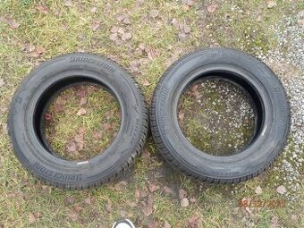 2xzimní gumy BRIDGESTONE 175/65 R14 vzorek 2x 8MM