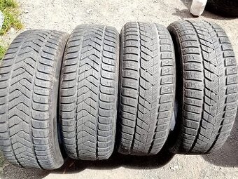215/55/18 95h Pirelli - zimní pneu 4ks