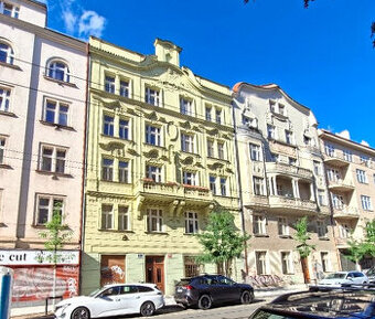 Pronájem obchodního prostoru (kavárny/restaurace) v Nuslích,
