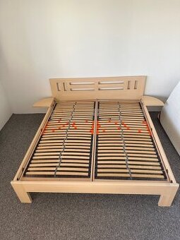 Postel 180x200 lepený masiv