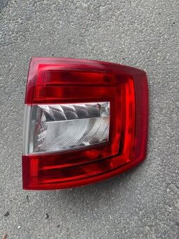 zadní PZ světlo Škoda Octavia 3 III