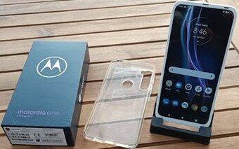 Mobilní telefon Motorola One Fusion + 6GB RAM, 128GB