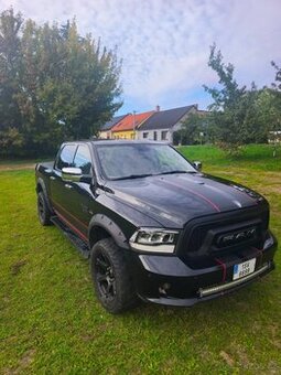 Dodge RAM 1500 Laramie Crew Cab, 5,7 V8 HEMI