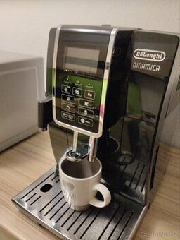 Kávovar DeLonghi Dinamica