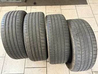Bridgestone 225/45/18
