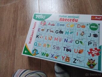 Puzzle Treflíci poznávají abecedu 30 dílků