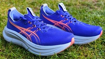 Běžecká obuv ASICS GEL-Nimbus 28