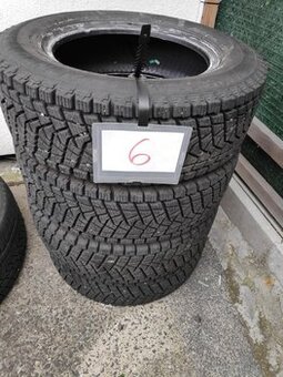 215/65R16 98T Vraník 4X4 ICE Special
