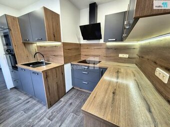 Prodej bytu 3+1 s lodžií, 67 m2, Karlova, Aš