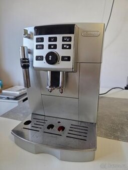DeLonghi kávovar