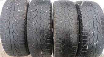 4x 235/65 R16 C, čtyři zimní dodávkové zátěžové pneumatiky N