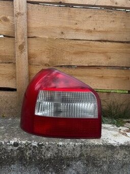 Audi a3 8L Fl - levé zadní světlo