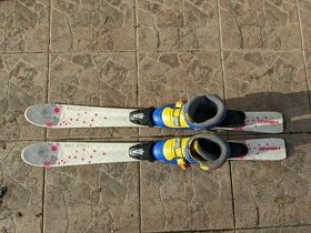 Dětské sjezdové lyže a přezkáče