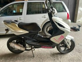 Yamaha aerox 50 najeto (4,5tkm)