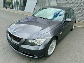 Prodám BMW e90 330i MANUÁL