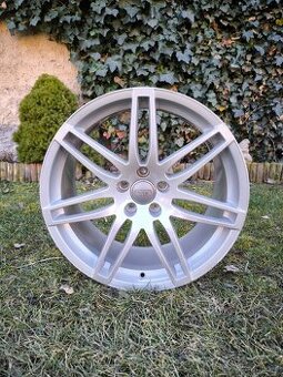 ✅ Originální ALU sada Audi RS4 R19