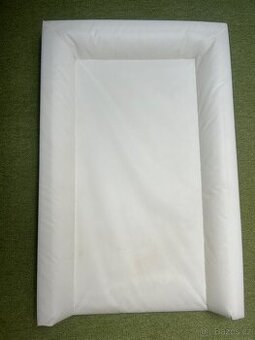 VÄDRA Přebalovací podložka, 48x74 cm
