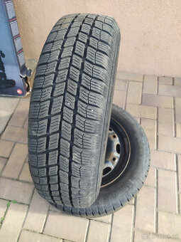 Zimní pneu na discích 165/70 R14, rozteč 5x100