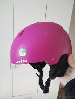 Helma na zimní sporty