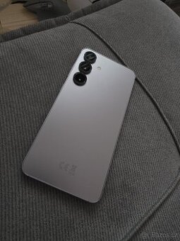 Samsung s25 stříbrná 256gb
