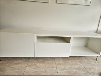 TV stolek Ikea Besta s podnozim
