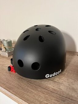 NOVÁ Helma na cyklo, in-line, koloběžka, skatebord