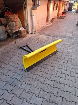 Pastová radlice SHARK s kovovým hrotem + univerzální adaptér - 1