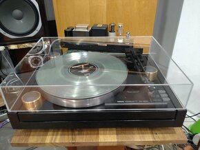 gramofon Yamaha PF 800 - 1