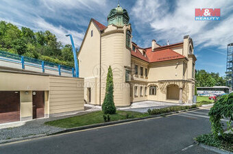 Prodej historického objektu, 664 m²