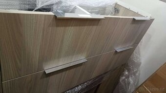 Závěsná koupelnová skříňka LAUFEN š. 116cm - nová
