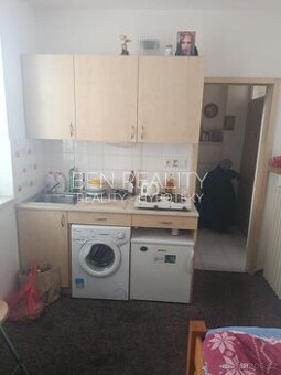 Exklusivní prodej - cihlový byt 1+kk 27m2 Zlín Lorencova (ve