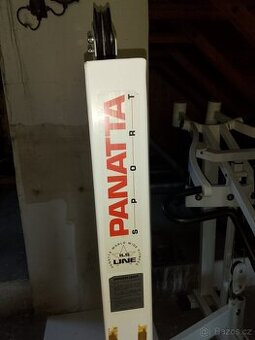 Posilovací stroj panata