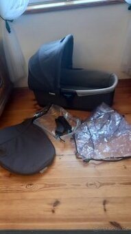 Kočárek Thule- hluboká korba