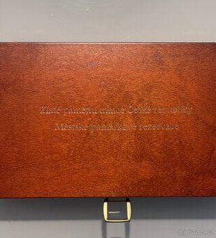 Zlato/ etue dřevěná krabice pro sadu čnb 1/2oz Města