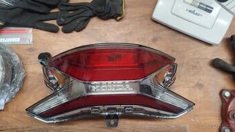 Zadni LED svetlo honda PCX 125 model 2018-20 orig.