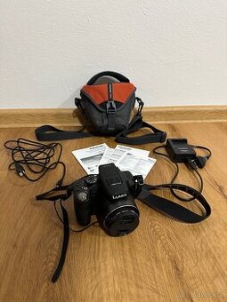 Panasonic Lumix DMC-FZ62 – perfektní stav, kompletní výbava