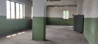 Pronájem skladovacích nebo obchodních prostor 210m2
