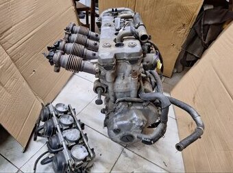 Části motoru Yamaha RX1 8FA00