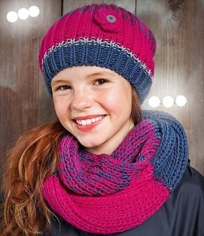 Dívčí čepice a šála Tchibo