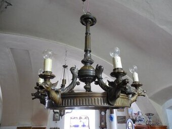 Starožitný lustr draci