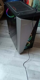 Stolní PC