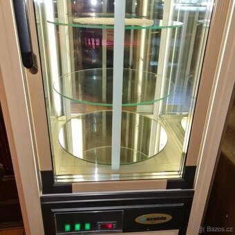 Panoramaticka vitrína - 1
