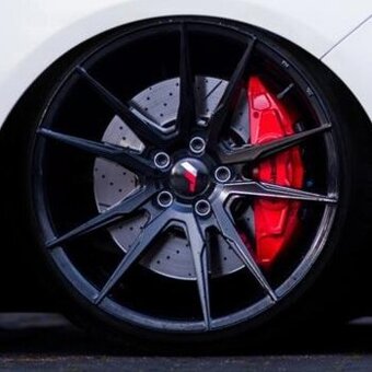 Alu kola JR r18 rozteč 5X112 aj 5x114.3 a 5x115 dvourozmer