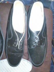 Polobotky s mechovkou