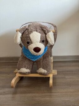 Houpací hracka s melodií pejsek