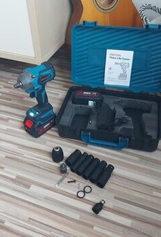 Aku Rázový utahovák,2xAku+nabíječka,příslušenství,kufr-TOP.