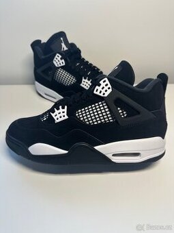 Air Jordan 4 White Thunder - Velikost 42 EU