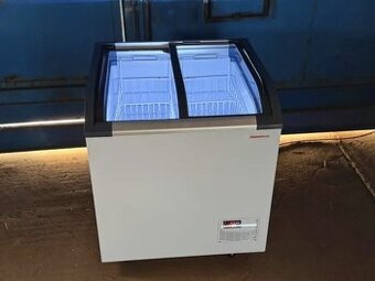 Pultový mrazák 200 l 730 × 675 × 850 mm