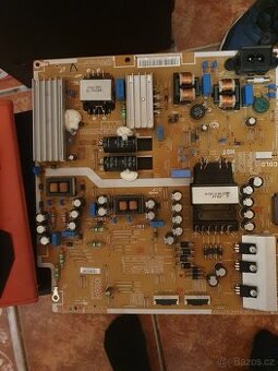 Desky z různých TV