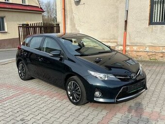 Toyota Auris 1.6 98kW 2013 97526km LIFE+